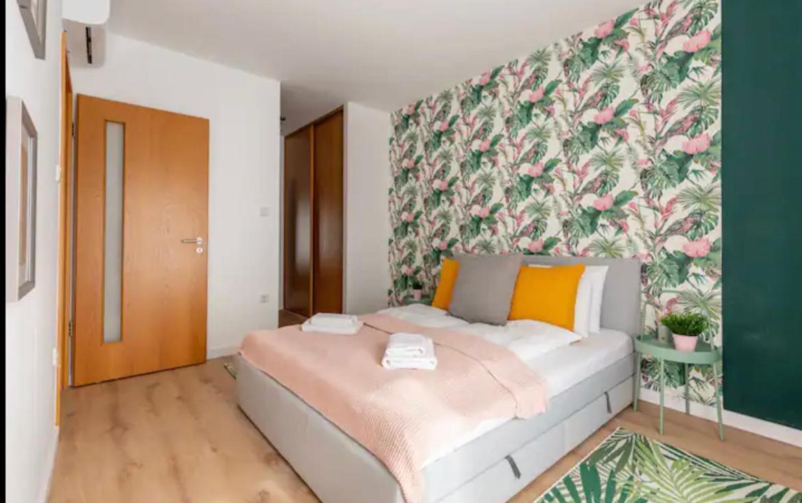 Kazinczy Apartment #Freeparking Budapest Luaran gambar